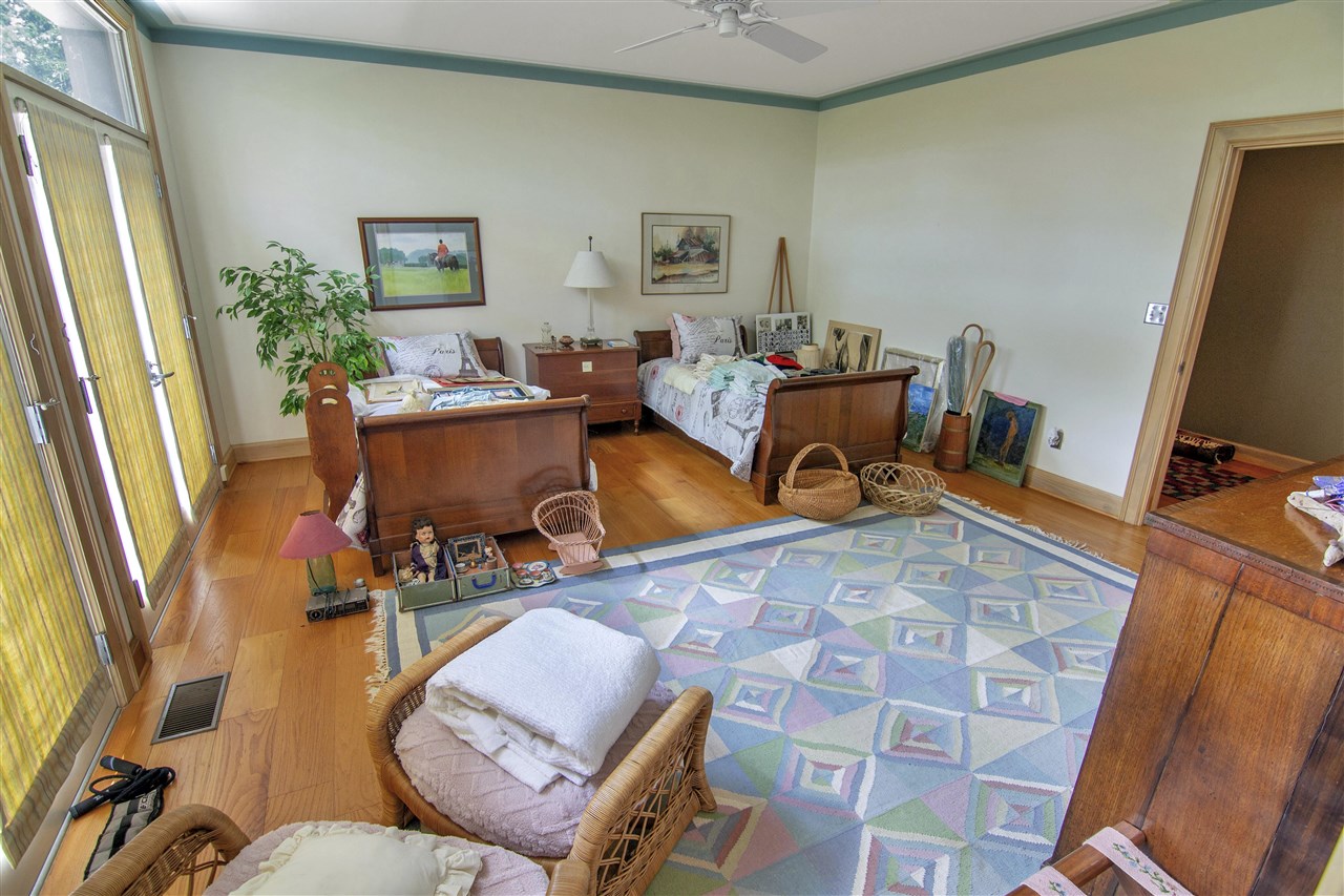 Scottsville, Kentucky 42164, United States, 3 Bedrooms Bedrooms, ,3 BathroomsBathrooms,Residential,Active,136350