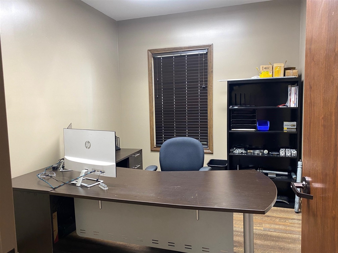 Cave City, Kentucky 42127, United States, ,Commercial,Active,115346