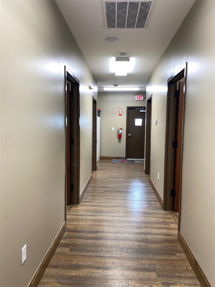 Cave City, Kentucky 42127, United States, ,Commercial,Active,115346