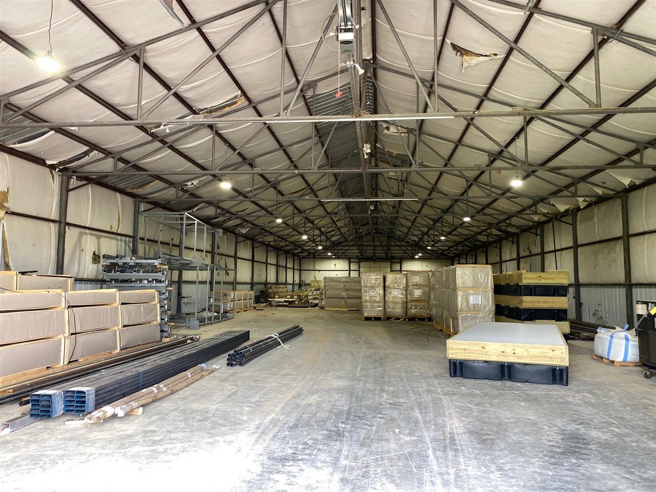 Cave City, Kentucky 42127, United States, ,Commercial,Active,115346