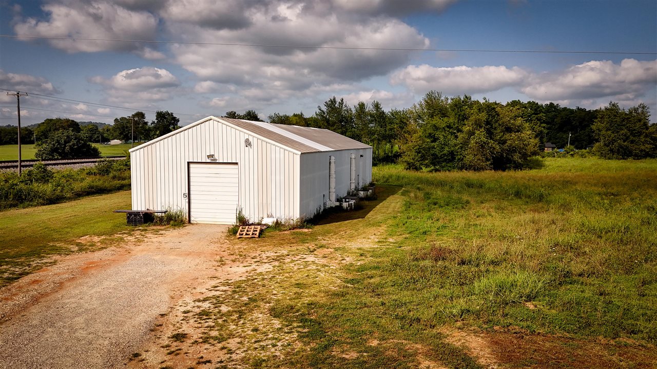 Cave City, Kentucky 42127, United States, ,Commercial,Active,115346