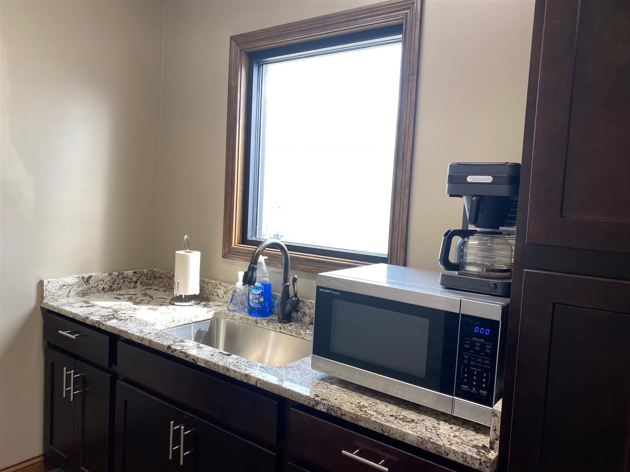 Cave City, Kentucky 42127, United States, ,Commercial,Active,115346