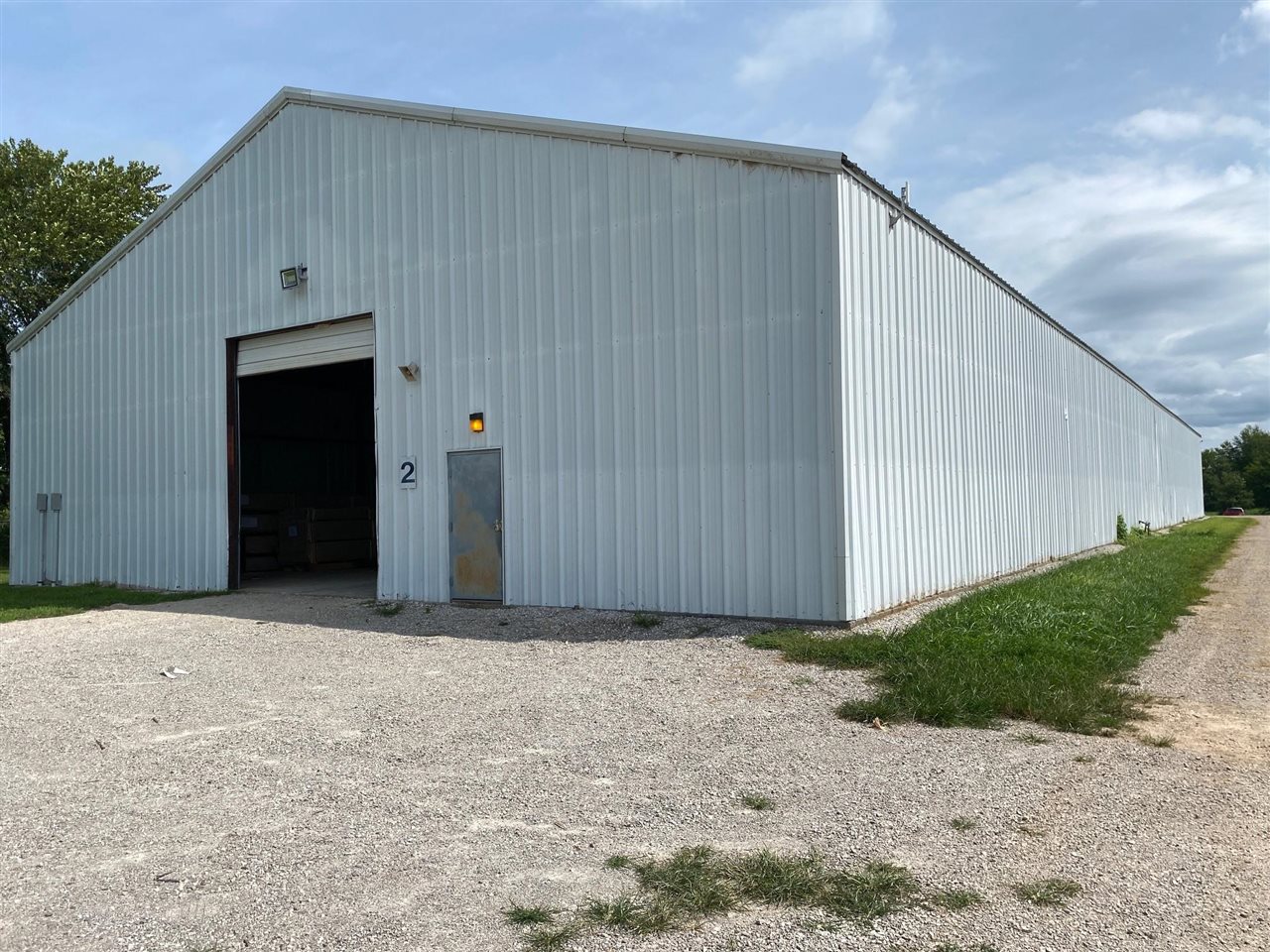 Cave City, Kentucky 42127, United States, ,Commercial,Active,115346