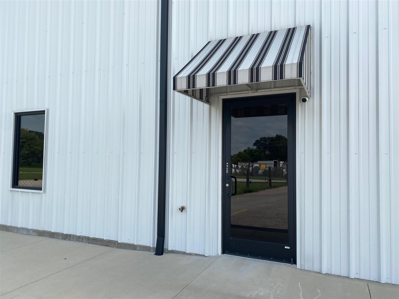 Cave City, Kentucky 42127, United States, ,Commercial,Active,115346