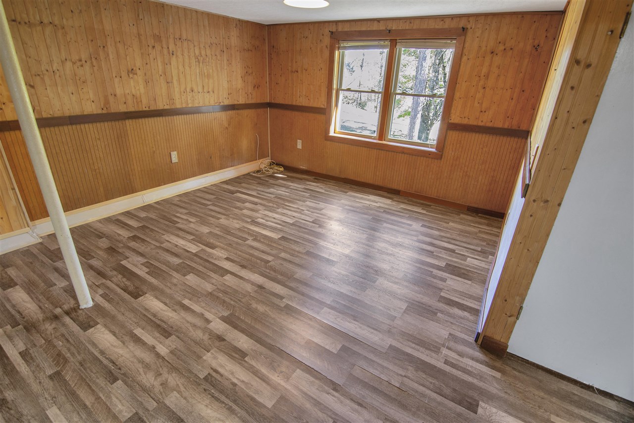 Glasgow, Kentucky 42141, United States, 4 Bedrooms Bedrooms, ,2 BathroomsBathrooms,Residential,Active,232778