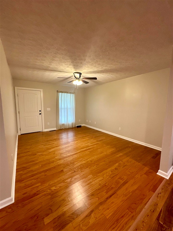 57 Matt Drive - Photo 3