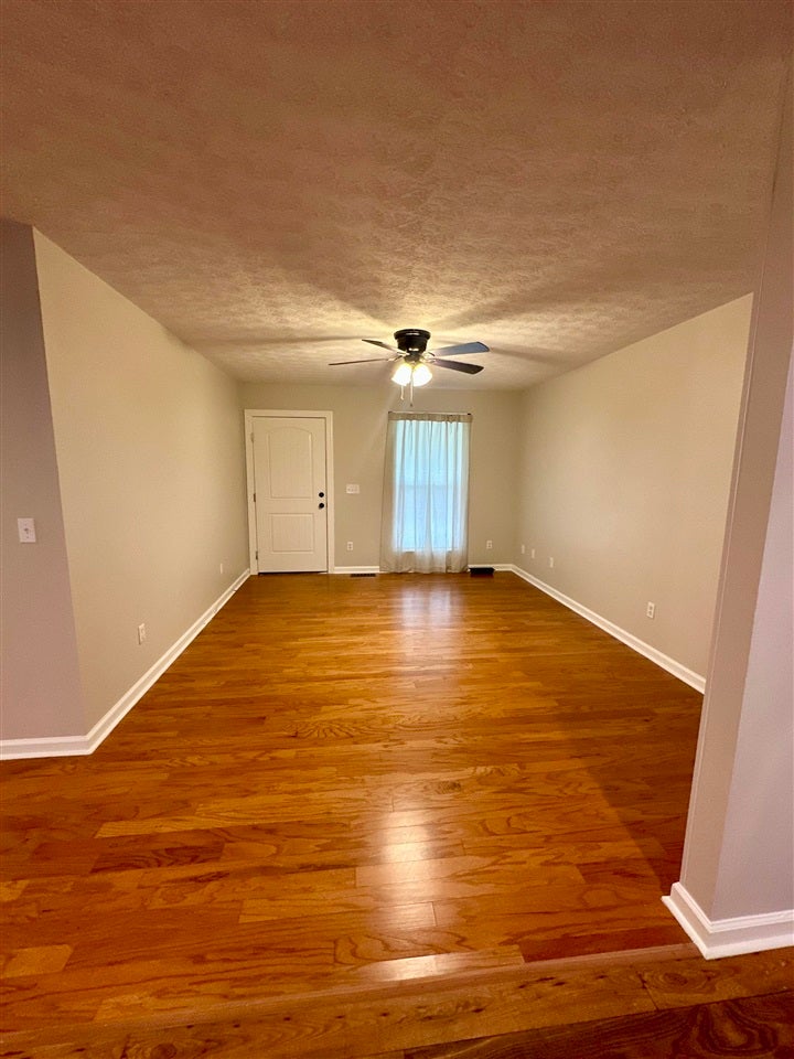 57 Matt Drive - Photo 4