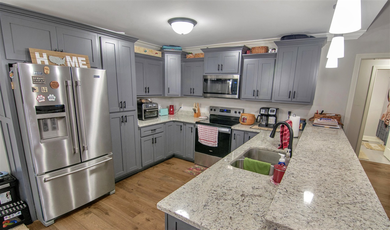 Rockfield, Kentucky 42274, United States, 3 Bedrooms Bedrooms, ,2 BathroomsBathrooms,Residential,Active,237037