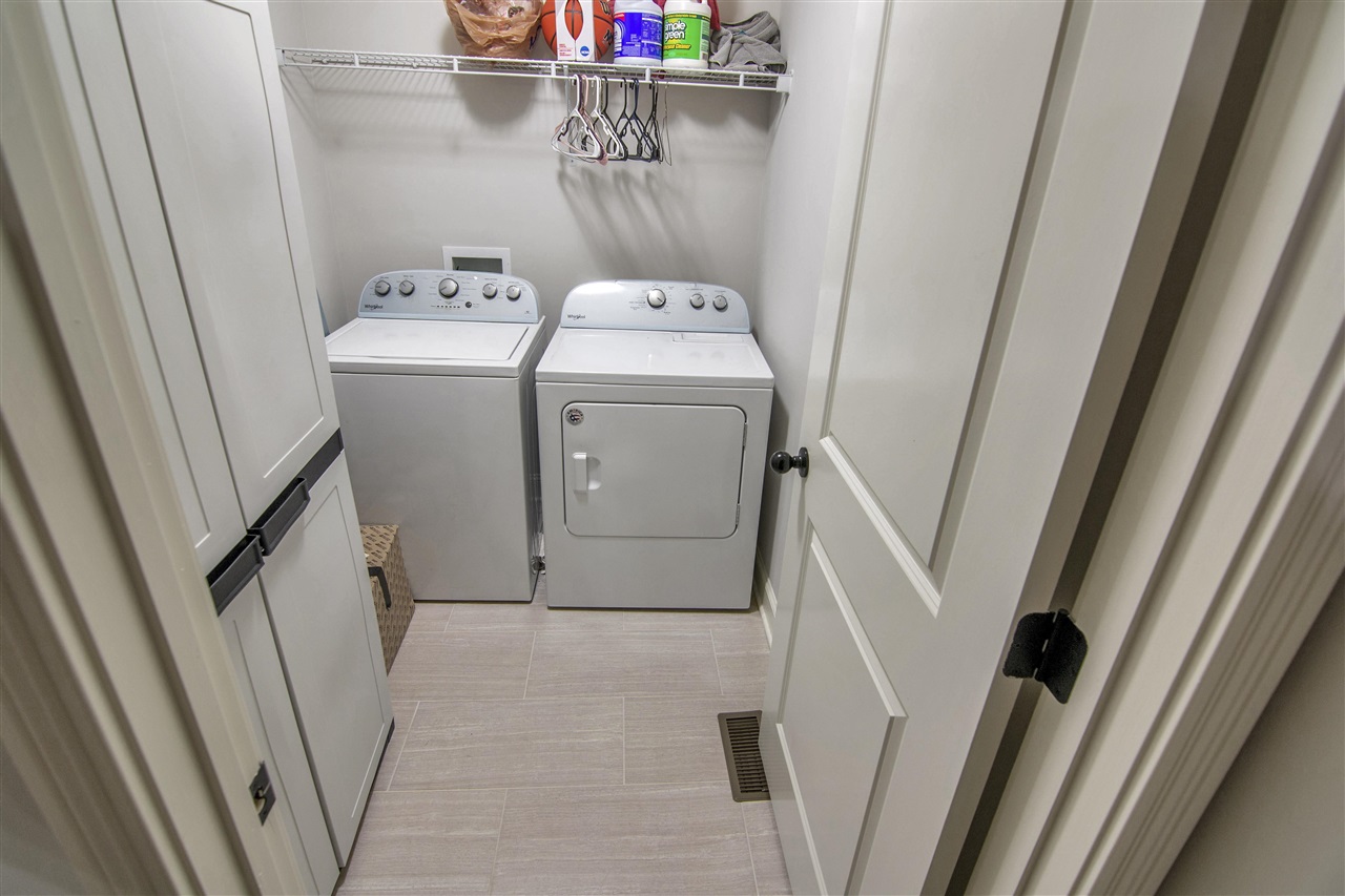 Rockfield, Kentucky 42274, United States, 3 Bedrooms Bedrooms, ,2 BathroomsBathrooms,Residential,Active,237037