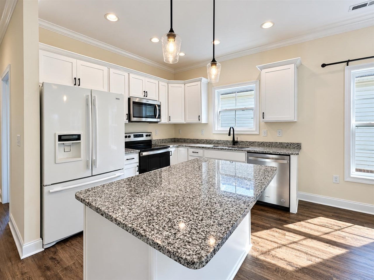 1217 County House Lane