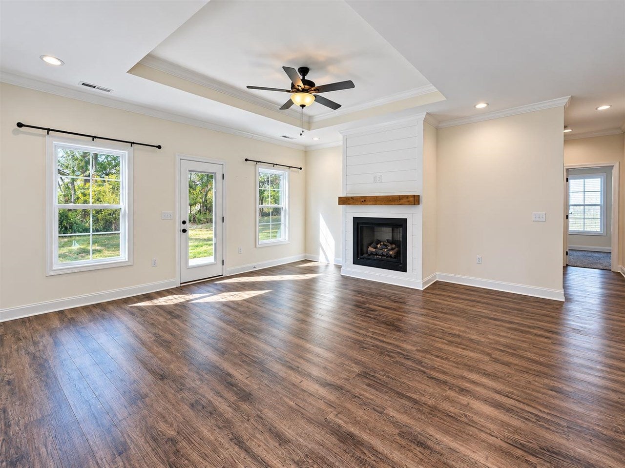 1217 County House Lane