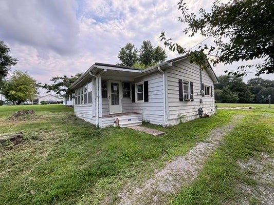 211 BOGGESS AVE, GREENVILLE, KY 42345 - Image ffe8df5456ca4135d615ca024c538761/3362550446