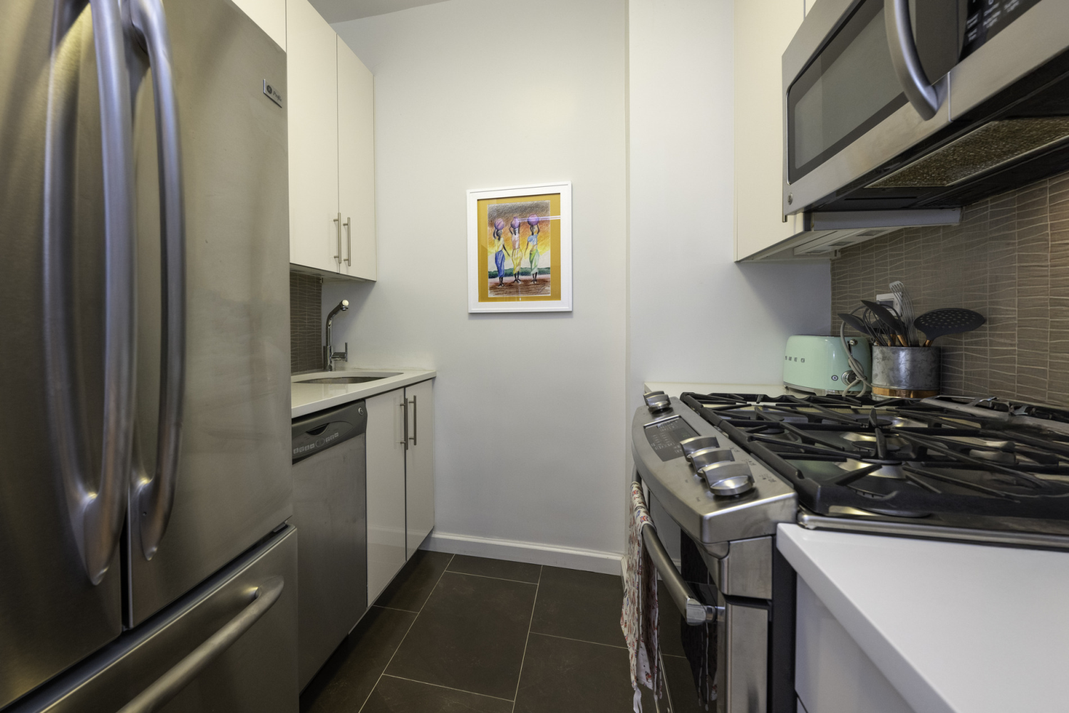 New York City, New York 10003, United States, 1 Bedroom Bedrooms, ,1 BathroomBathrooms,Residential,Active,29072