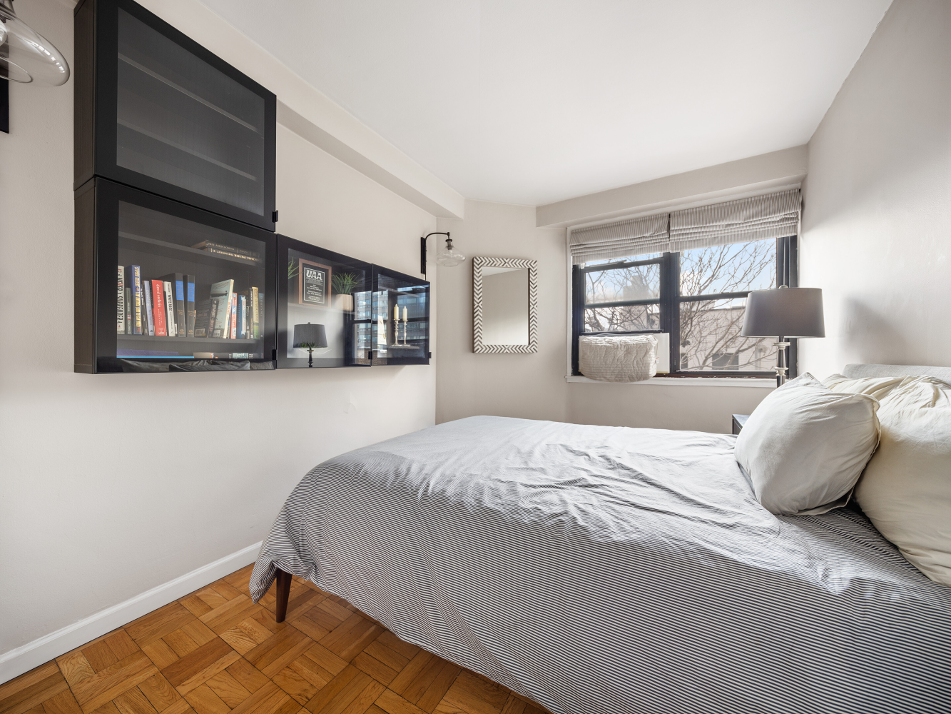 New York City, New York 10003, United States, 1 Bedroom Bedrooms, ,1 BathroomBathrooms,Residential,Active,24240