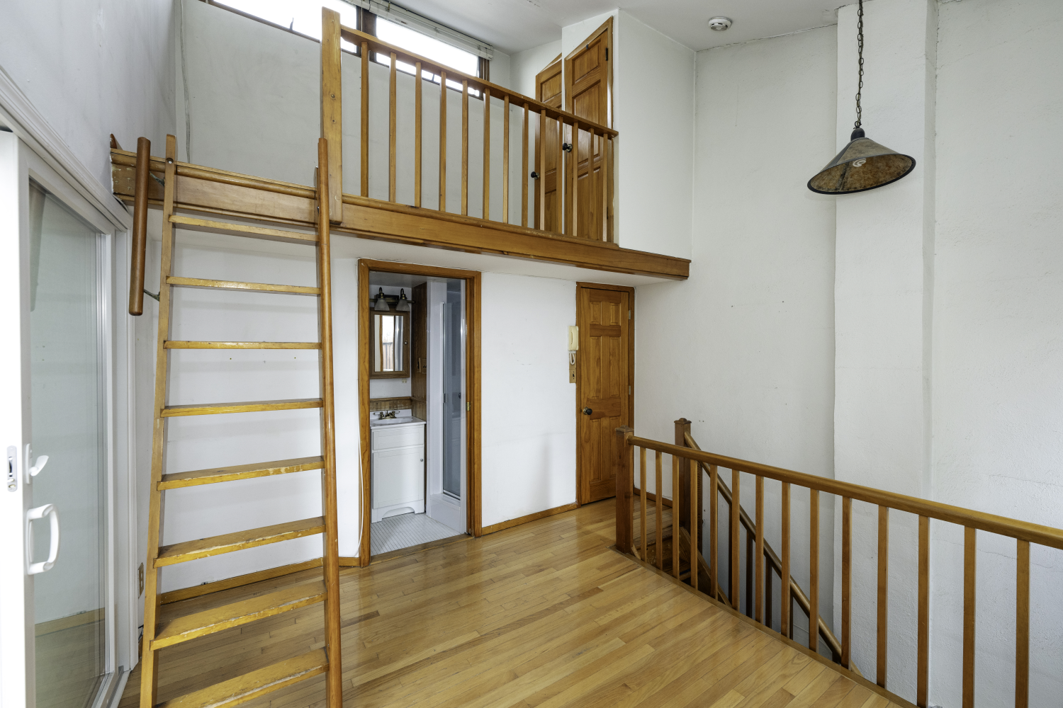 New York City, New York 10024, United States, 2 Bedrooms Bedrooms, ,2 BathroomsBathrooms,Residential,Active,47118