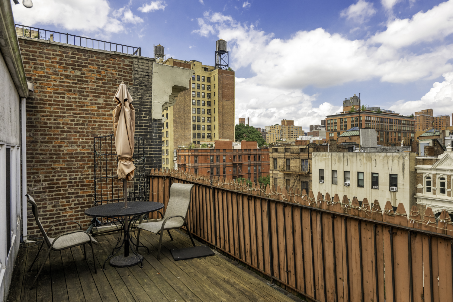 New York City, New York 10024, United States, 2 Bedrooms Bedrooms, ,2 BathroomsBathrooms,Residential,Active,47118