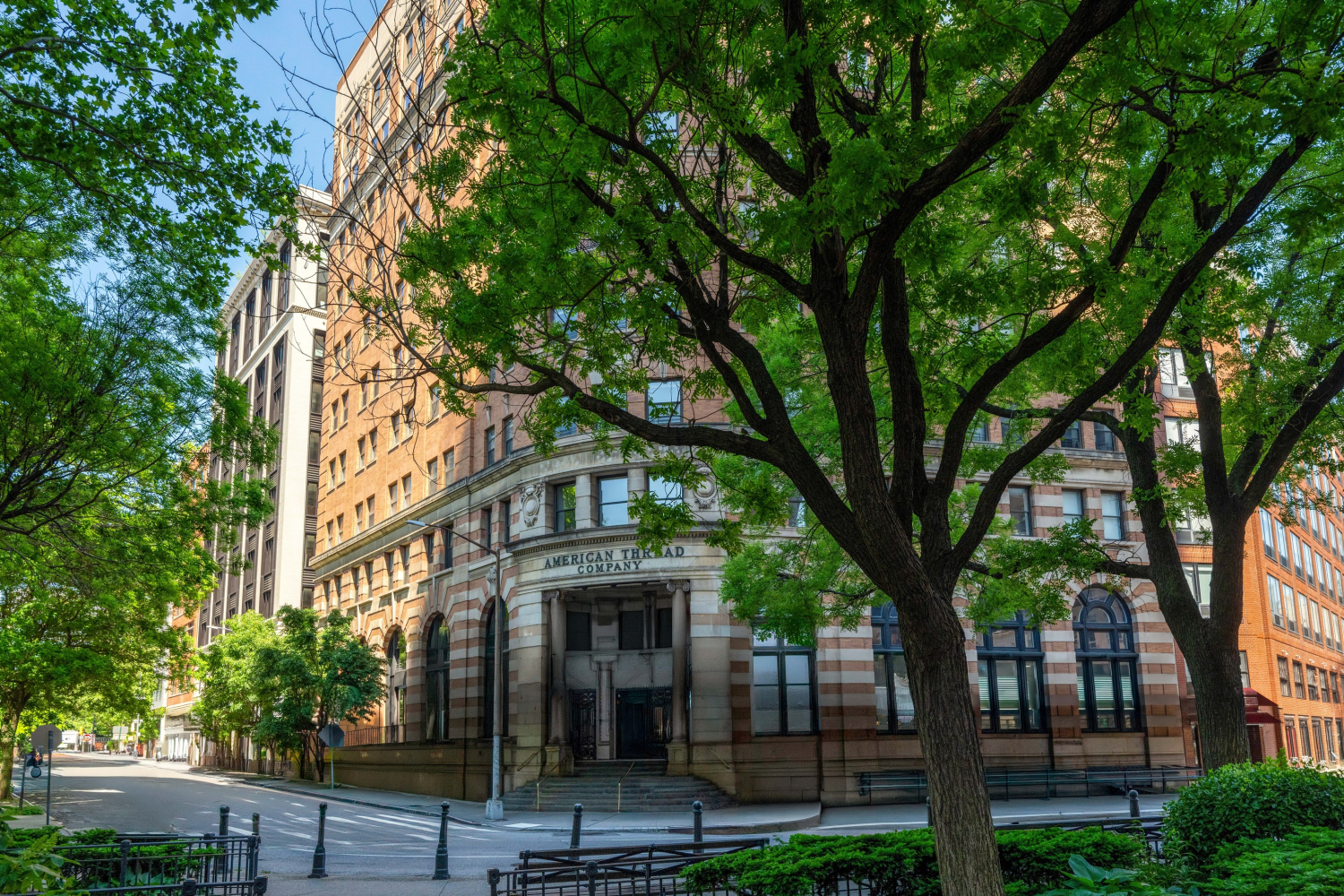 New York City, New York 10013, United States, 3 Bedrooms Bedrooms, ,2 BathroomsBathrooms,Residential,Pending,56128