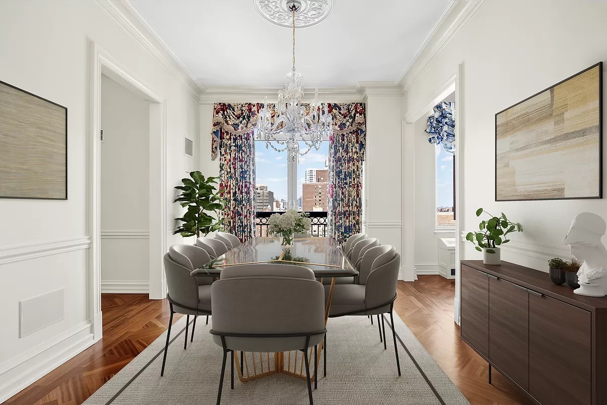 New York City, New York 10022, United States, 5 Bedrooms Bedrooms, ,5 BathroomsBathrooms,Residential,Pending,56671