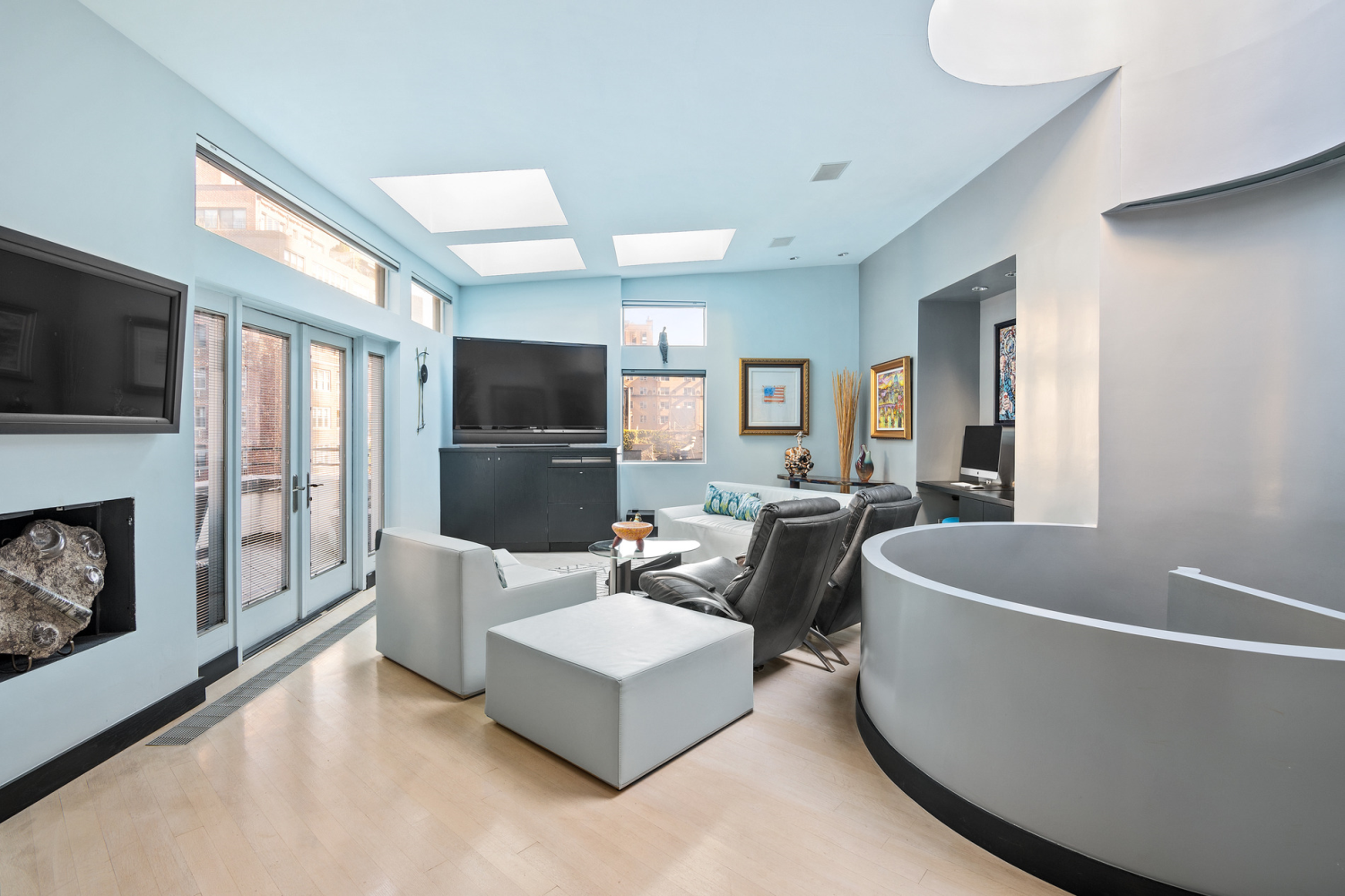 New York City, New York 10016, United States, 3 Bedrooms Bedrooms, ,3 BathroomsBathrooms,Residential,Active,38063