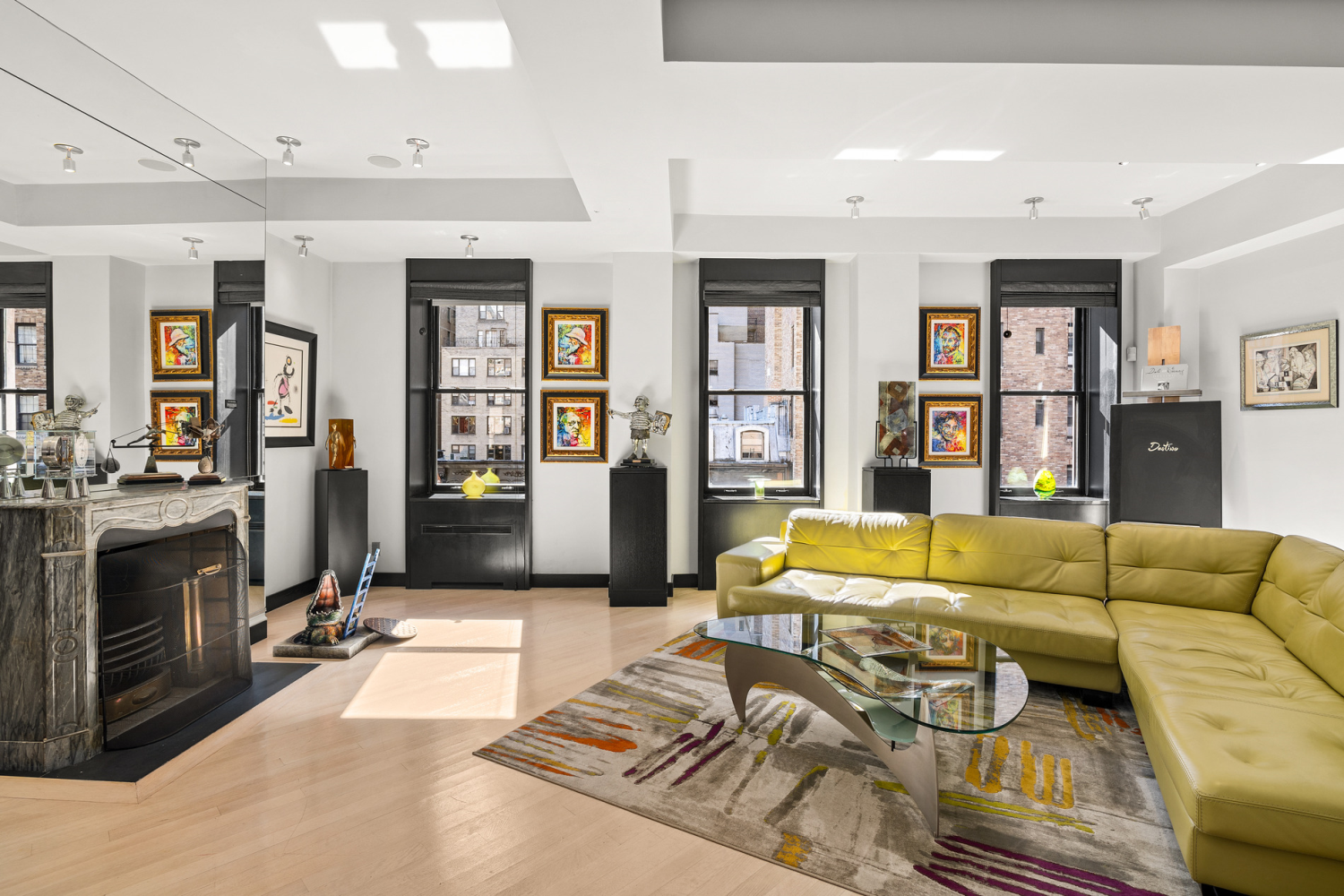 New York City, New York 10016, United States, 3 Bedrooms Bedrooms, ,3 BathroomsBathrooms,Residential,Active,38063