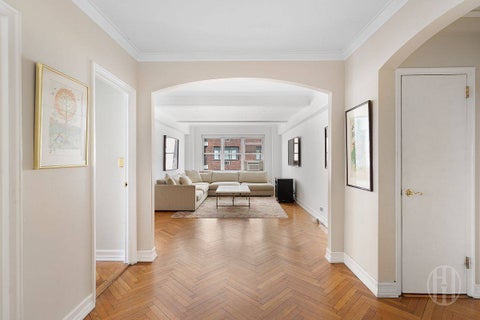 Photo for 33 E End Avenue 4F