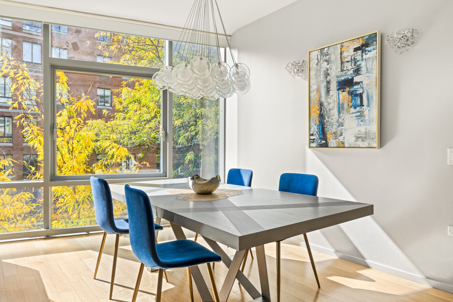 New York City, New York 10019, United States, 5 Bedrooms Bedrooms, ,4 BathroomsBathrooms,Residential,Active,235904