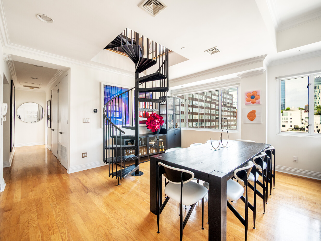 New York City, New York 10007, United States, 3 Bedrooms Bedrooms, ,5 BathroomsBathrooms,Residential,Active,241263