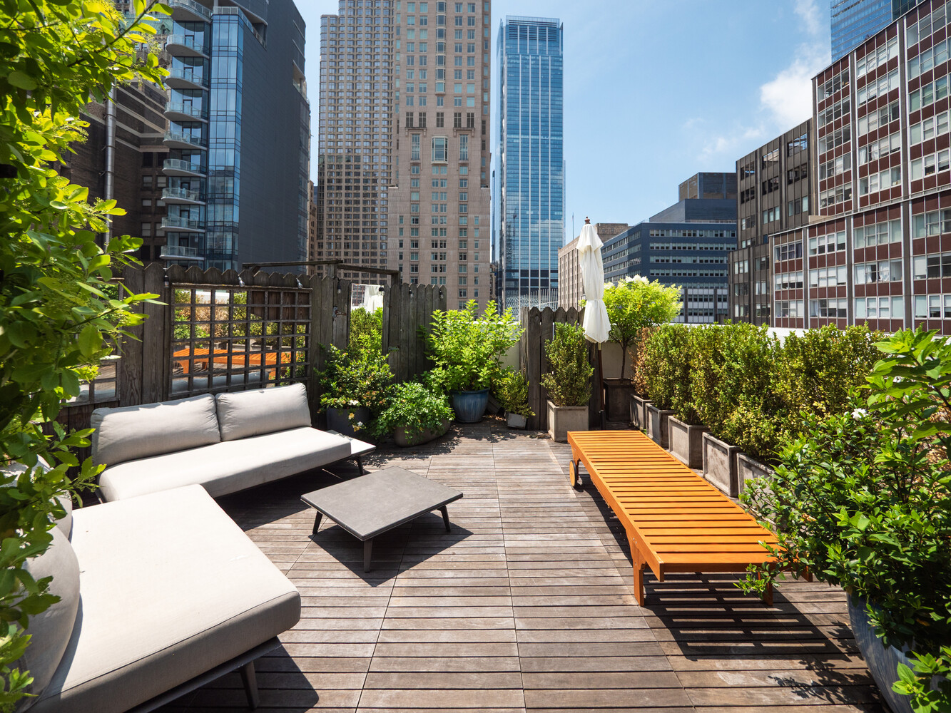 New York City, New York 10007, United States, 3 Bedrooms Bedrooms, ,5 BathroomsBathrooms,Residential,Active,241263