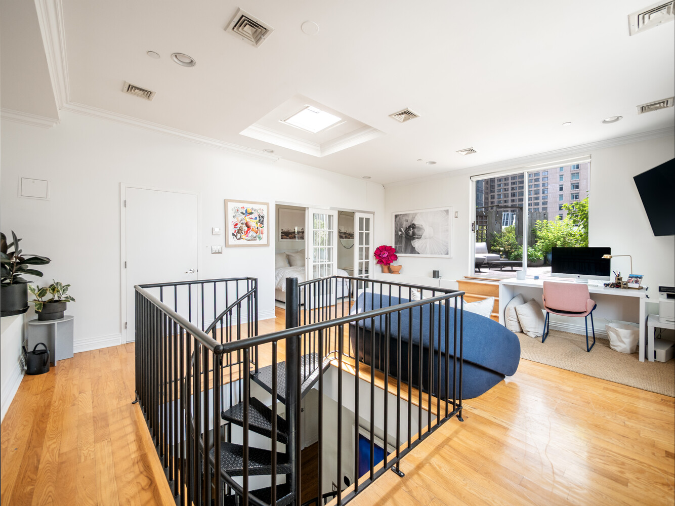 New York City, New York 10007, United States, 3 Bedrooms Bedrooms, ,5 BathroomsBathrooms,Residential,Active,241263