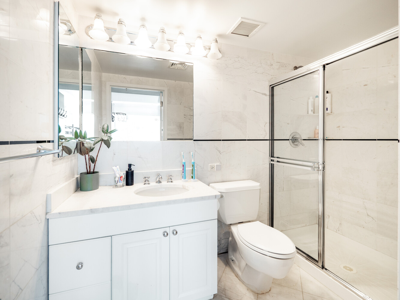 New York City, New York 10007, United States, 3 Bedrooms Bedrooms, ,5 BathroomsBathrooms,Residential,Active,241263