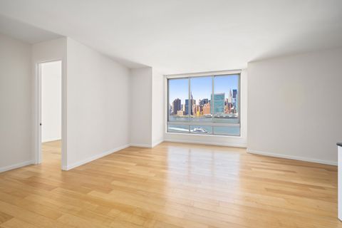 Photo of 46-30 CENTER Boulevard #908, Queens, NY 11109 (MLS # RLS20053200)