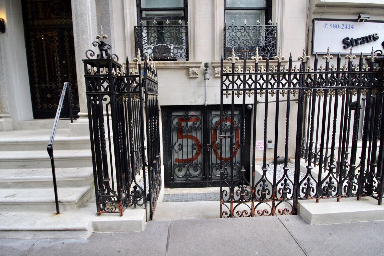 New York City, New York 10024, United States, ,1 BathroomBathrooms,Residential,Active,107405