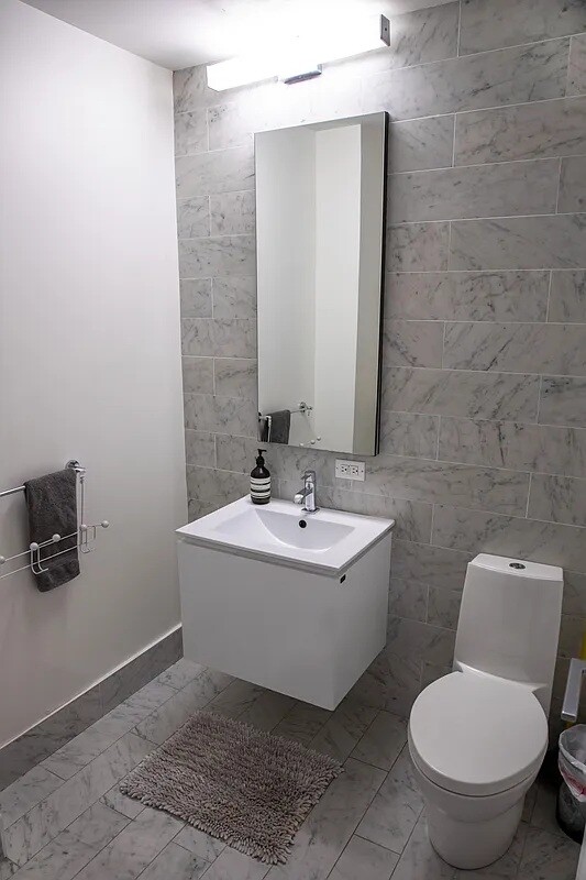 New York City, New York 10019, United States, ,1 BathroomBathrooms,Residential,Active,235247