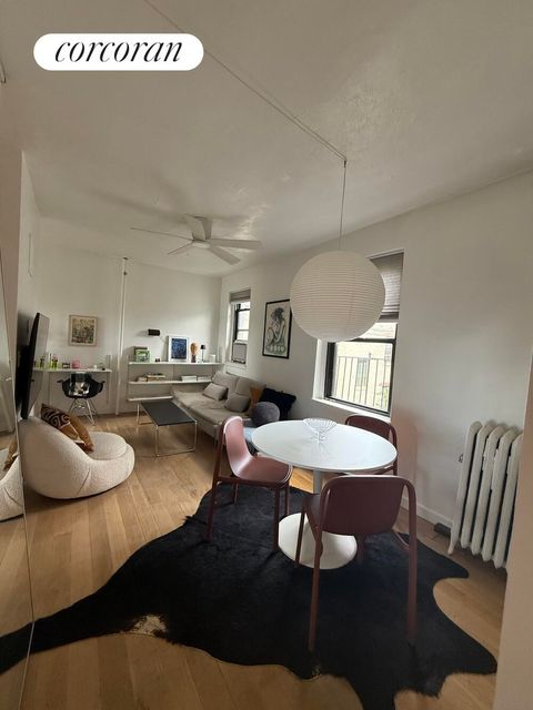 Photo of 21-47 33RD Street #5E, Queens, NY 11105 (MLS # RLS20036620)