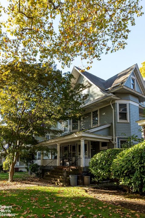 Featured picture for the property RLS11008677