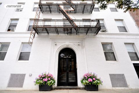 Photo of 64-09 39TH Avenue #55, Queens, NY 11377 (MLS # RLS20084542)