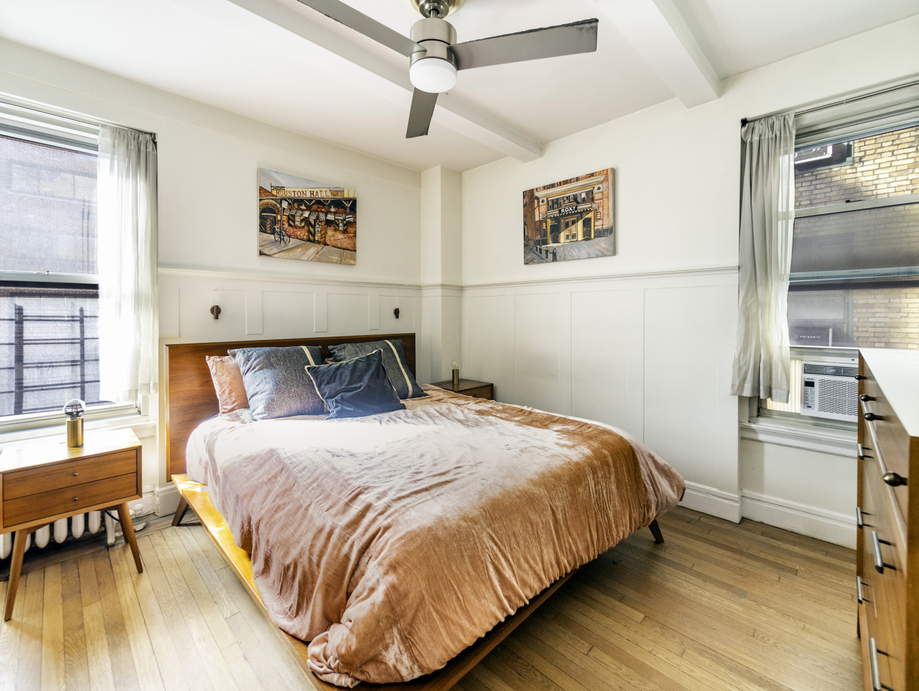 New York City, New York 10036, United States, 1 Bedroom Bedrooms, ,1 BathroomBathrooms,Residential,Active,78993