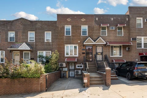 Photo of 20-17 26th Street, Queens, NY 11105 (MLS # RLS20115074)