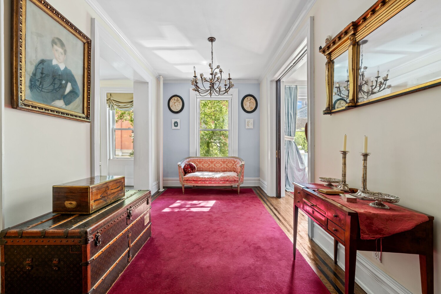 New York City, New York 10128, United States, 3 Bedrooms Bedrooms, ,2 BathroomsBathrooms,Residential,Active,210543