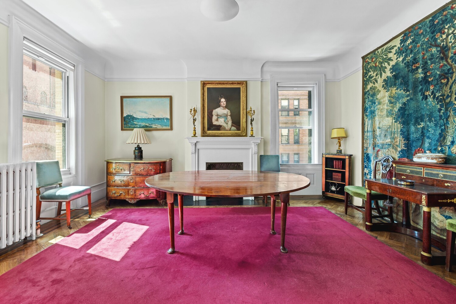 New York City, New York 10128, United States, 3 Bedrooms Bedrooms, ,2 BathroomsBathrooms,Residential,Active,210543