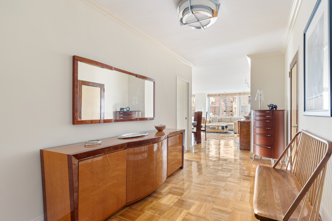 New York City, New York 10065, United States, 2 Bedrooms Bedrooms, ,3 BathroomsBathrooms,Residential,Active,79002