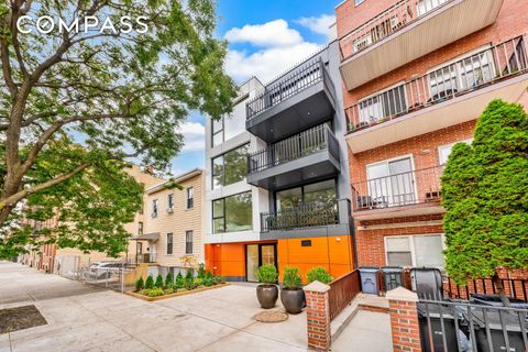 Photo of 30-24 32nd Street #3A, Queens, NY 11102 (MLS # RLS20061571)