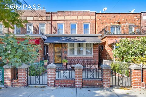 Photo of 22-44 43rd Street, Queens, NY 11105 (MLS # RLS20054439)