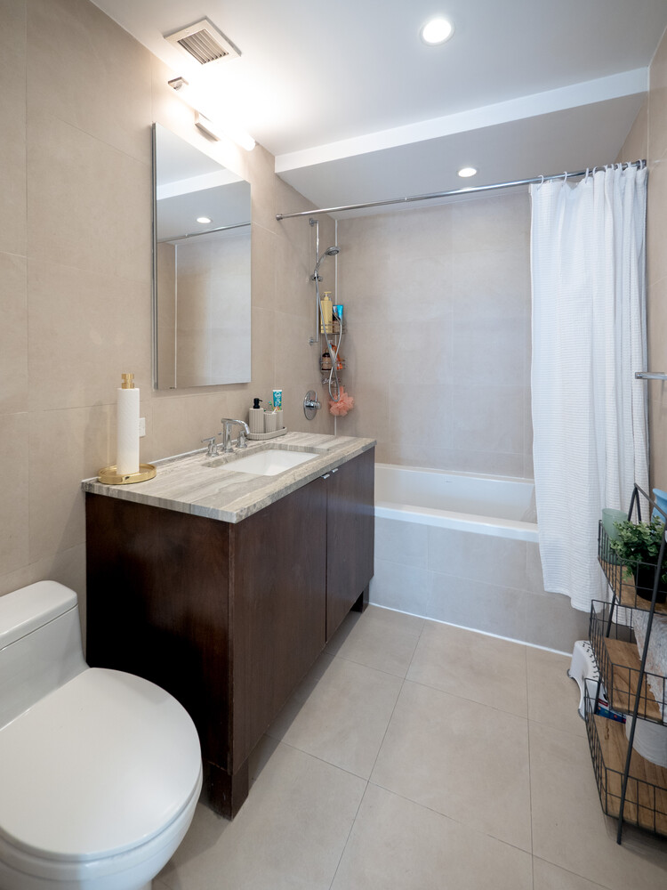 New York City, New York 10027, United States, 2 Bedrooms Bedrooms, ,2 BathroomsBathrooms,Residential,Active,238844