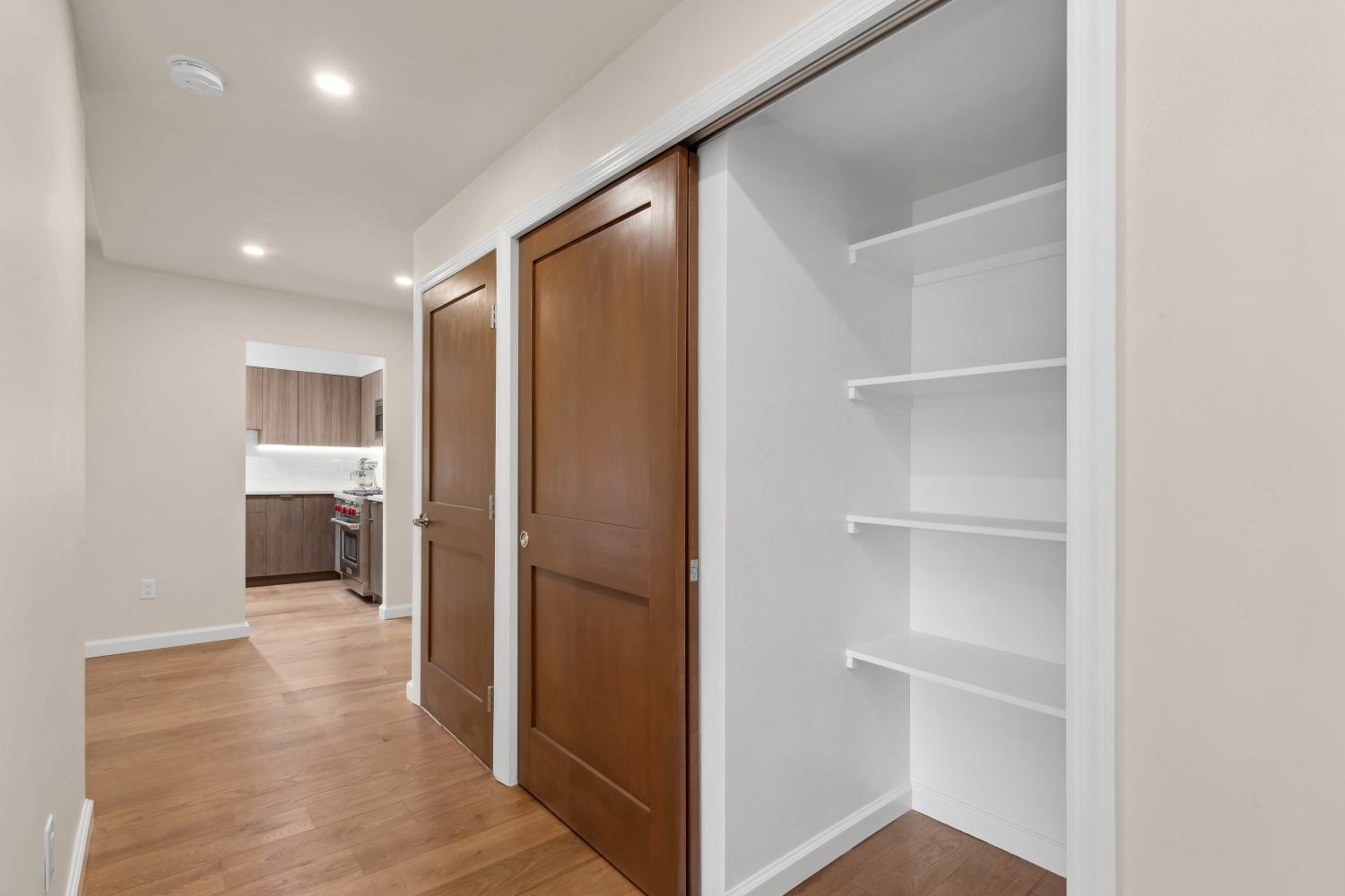 New York City, New York 10027, United States, 2 Bedrooms Bedrooms, ,2 BathroomsBathrooms,Residential,Active,83058