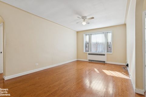 Photo of 110-31 73RD Road #5N, Queens, NY 11375 (MLS # RLS20057380)