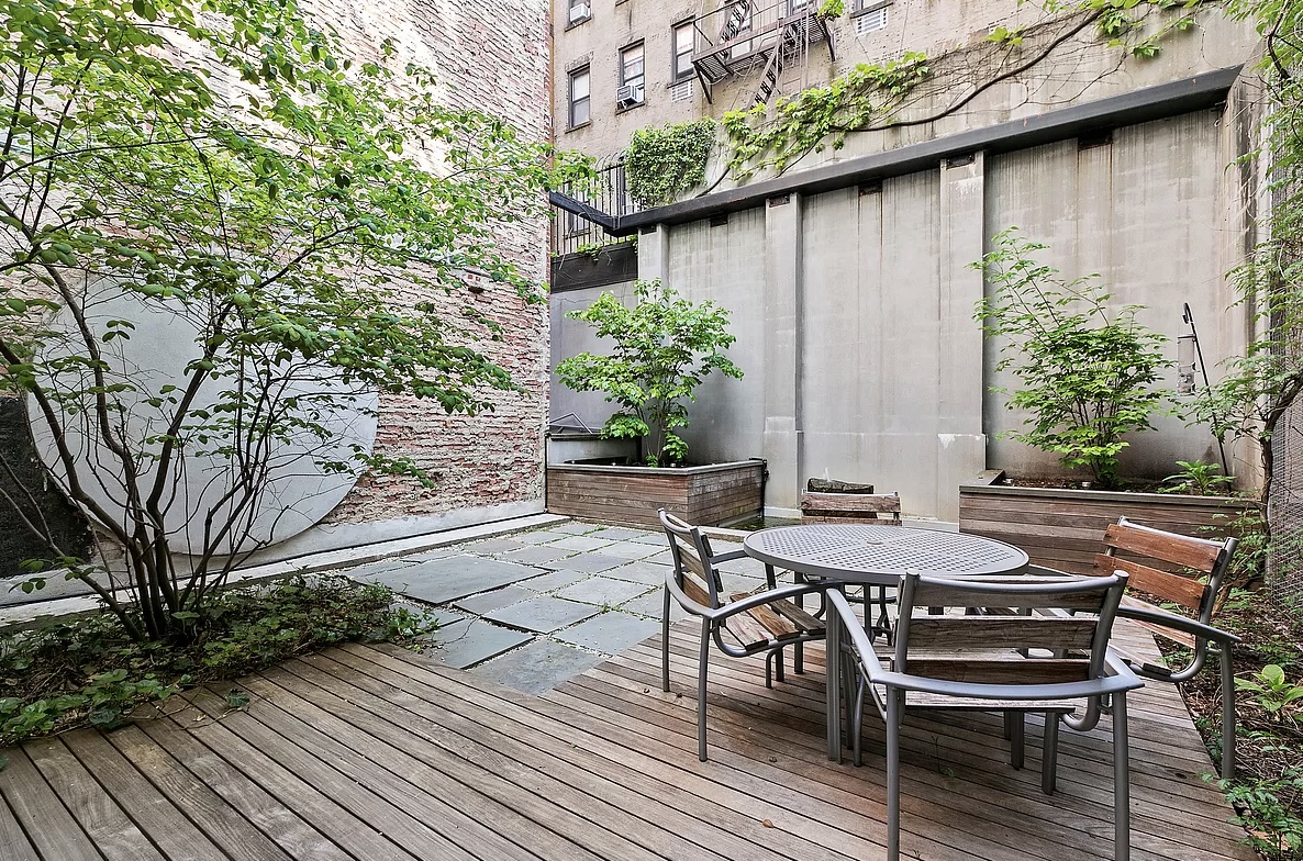 New York City, New York 10001, United States, 3 Bedrooms Bedrooms, ,2 BathroomsBathrooms,Residential,Active,153162