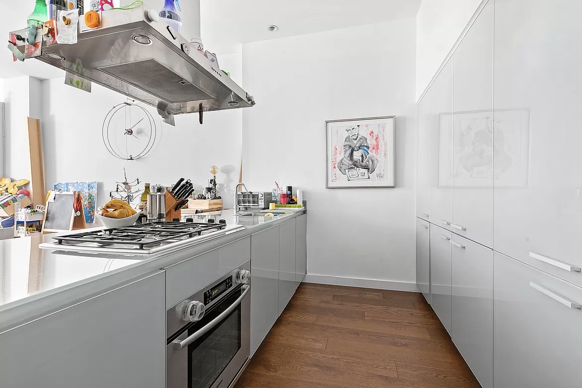 New York City, New York 10001, United States, 3 Bedrooms Bedrooms, ,2 BathroomsBathrooms,Residential,Active,153162