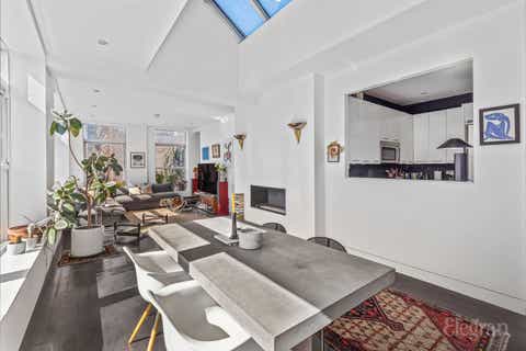 Photo for 133 2nd Avenue 9