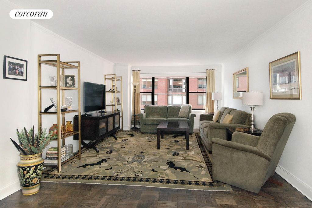listing image 0